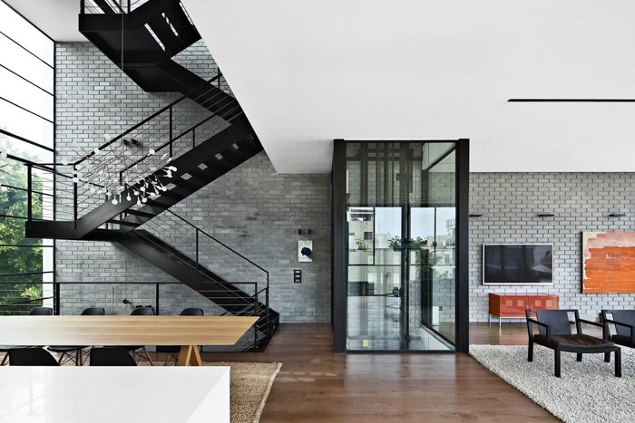 Artificial Intelligence in New FUJI Elevators